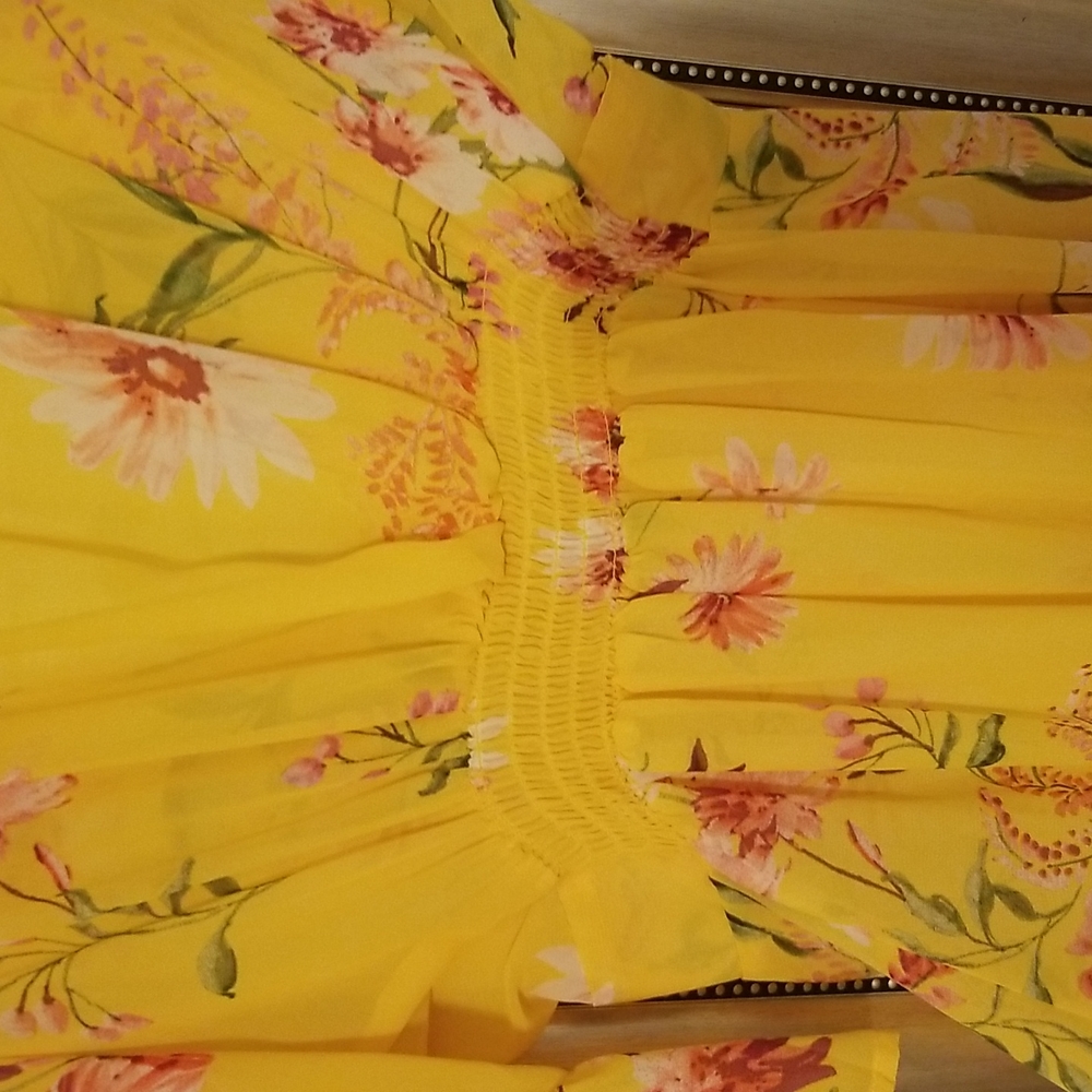 New - Yellow floral kimono - Picture 4 of 4